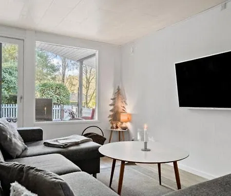 Arrild10 Holiday home *