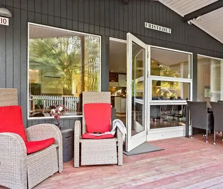 Arrild10 Holiday home *